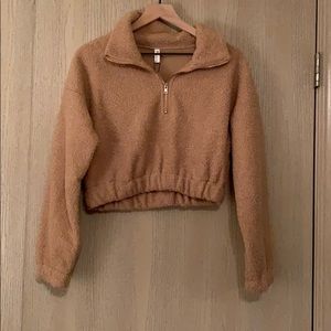 ZAFUL NWT Women’s Sherpa Cropped Pullover